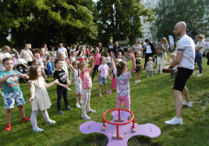 Taniec współczesny z instruktorem.