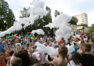 Zabawa z pianą party.
